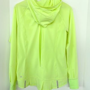 Windbreaker Running Jacket w ruffle trim & hood.